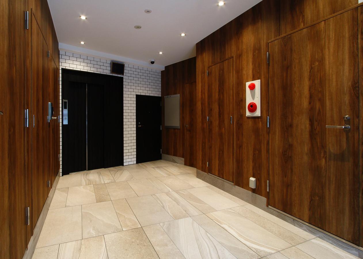 Meet Me Umeda Nishi Aparthotel Osaka Exterior photo
