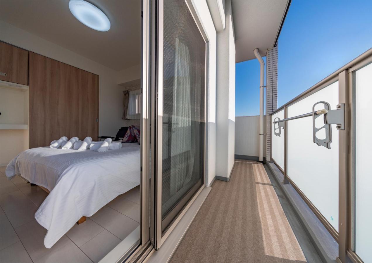Meet Me Umeda Nishi Aparthotel Osaka Exterior photo